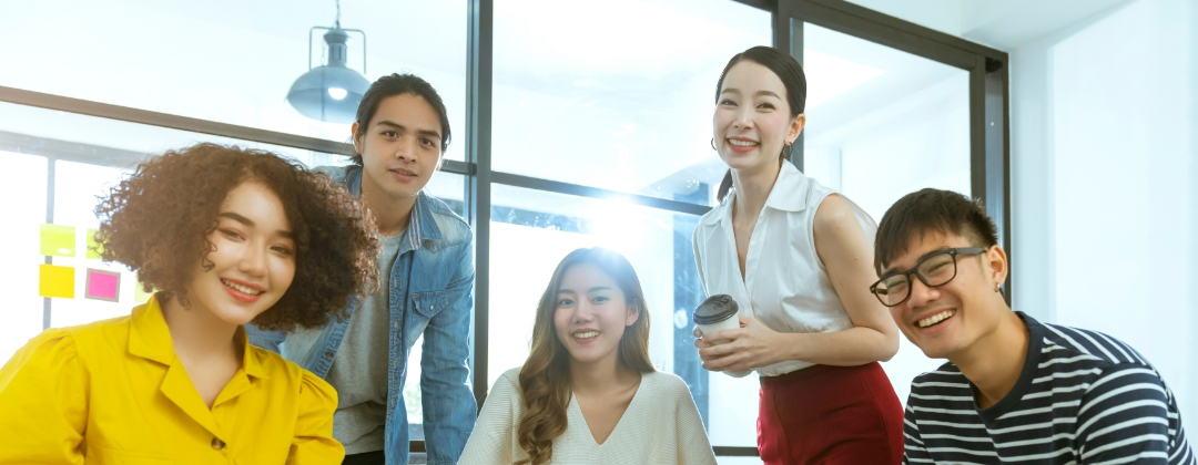 与全球最佳雇主  98858vip威尼斯光电<br>
一起探索未来职涯可能